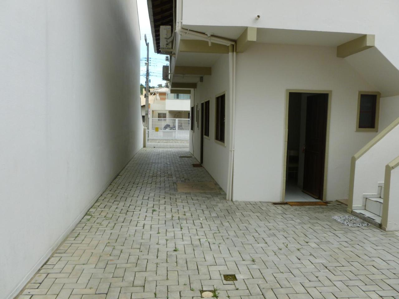 Apartamentos Bombinhas - 140 Metros Da Praia Luaran gambar