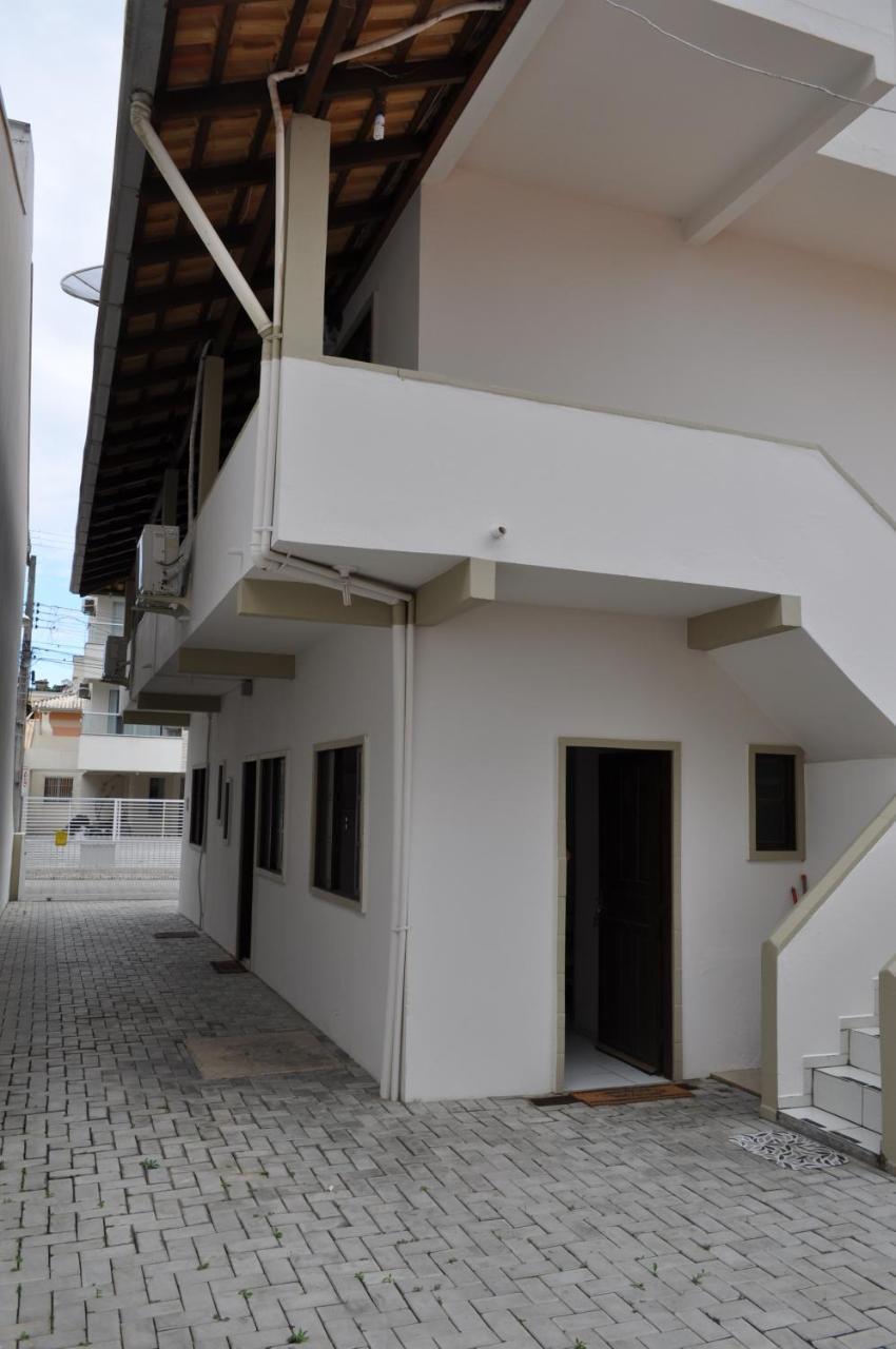 Apartamentos Bombinhas - 140 Metros Da Praia Luaran gambar