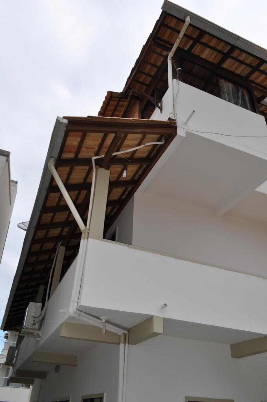 Apartamentos Bombinhas - 140 Metros Da Praia Luaran gambar
