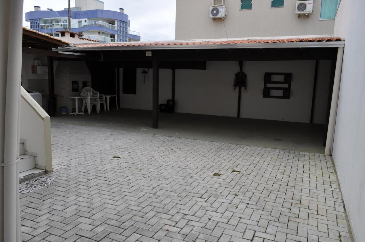 Apartamentos Bombinhas - 140 Metros Da Praia Luaran gambar