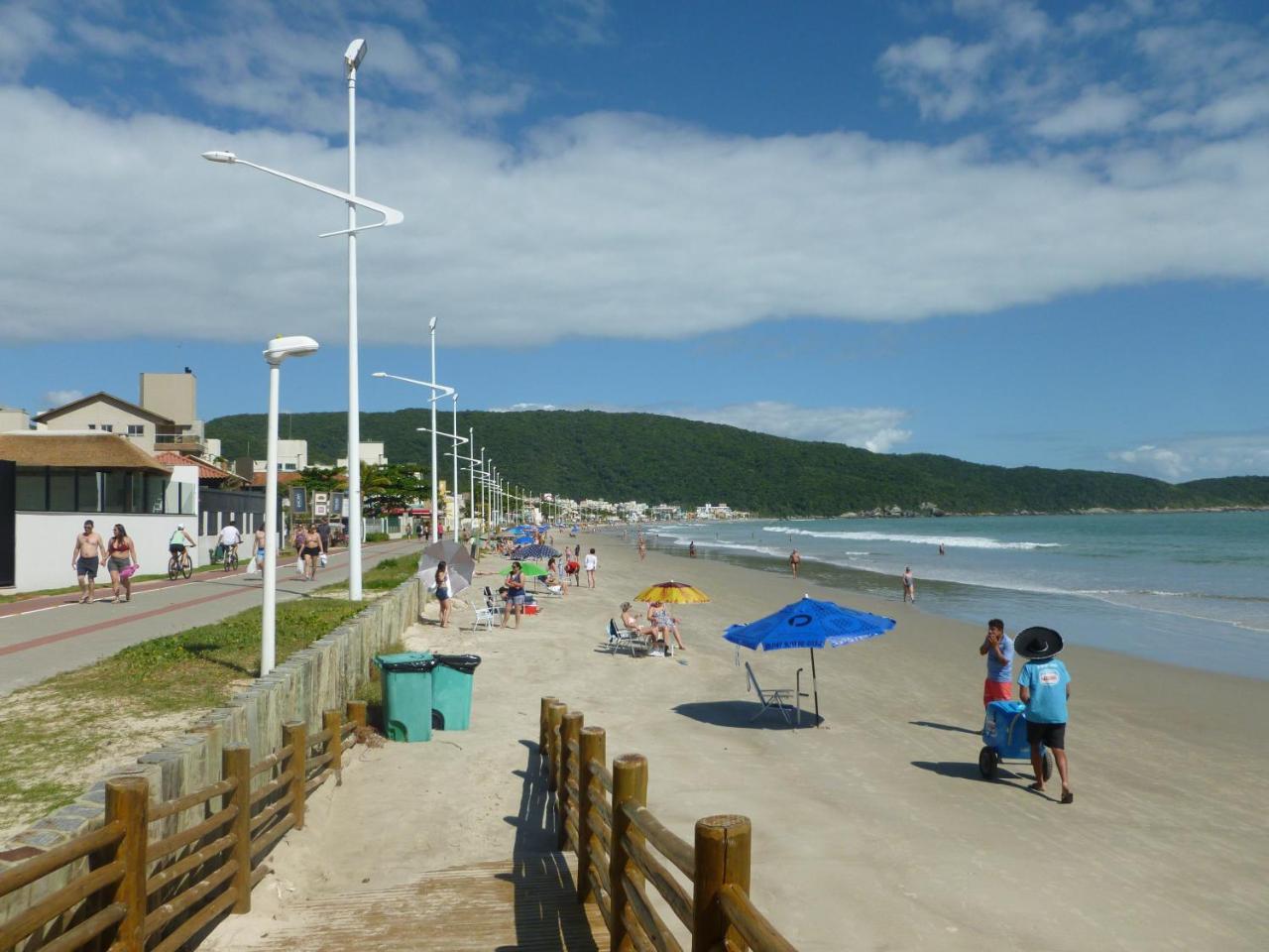 Apartamentos Bombinhas - 140 Metros Da Praia Luaran gambar