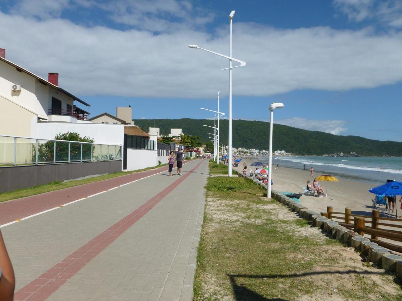 Apartamentos Bombinhas - 140 Metros Da Praia Luaran gambar