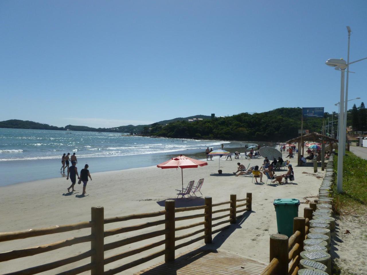 Apartamentos Bombinhas - 140 Metros Da Praia Luaran gambar