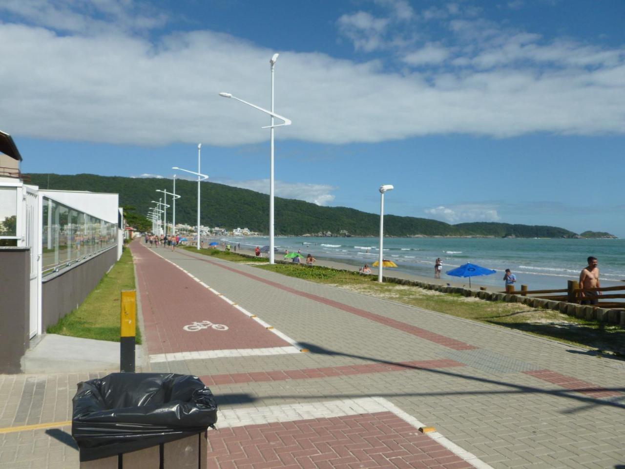 Apartamentos Bombinhas - 140 Metros Da Praia Luaran gambar